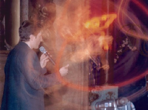 B&eacute;n&eacute;diction lumineuse de Maitreya